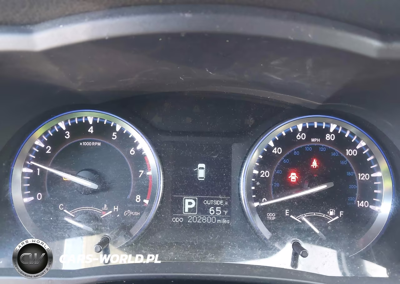2014 Toyota Highlander Le V6 VIN:5TDBKRFH1ES054139 - 7