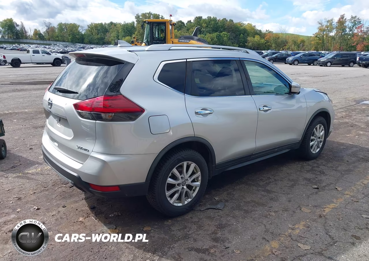 2018 Nissan Rogue Sv VIN:KNMAT2MV4JP593514 - 4