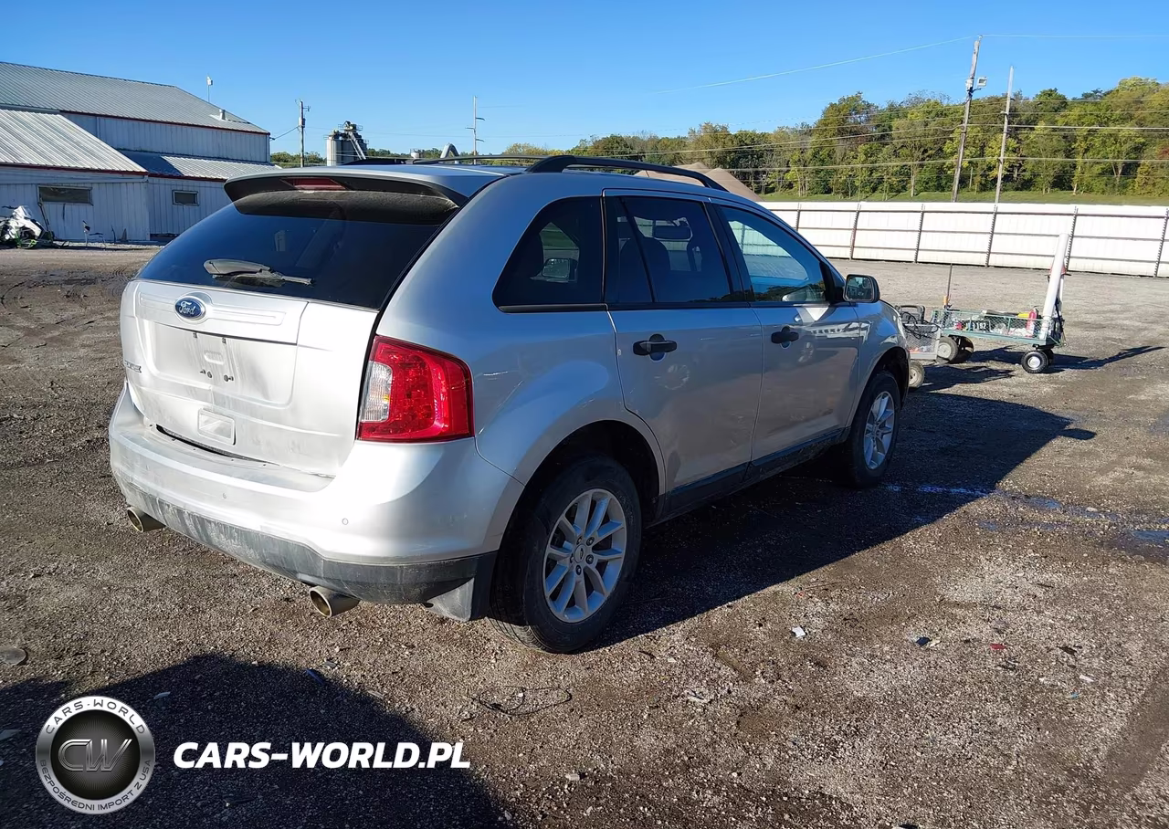 2013 Ford Edge Se VIN:2FMDK3GC2DBC25131 - 4