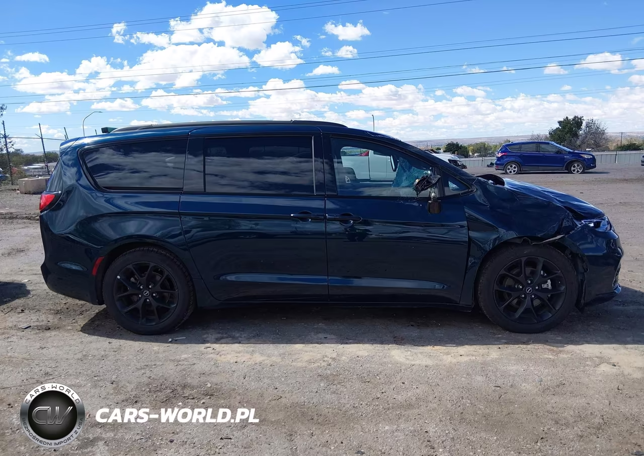 2025 Chrysler Pacifica Limited VIN:2C4RC1GG4SR593099 - 12
