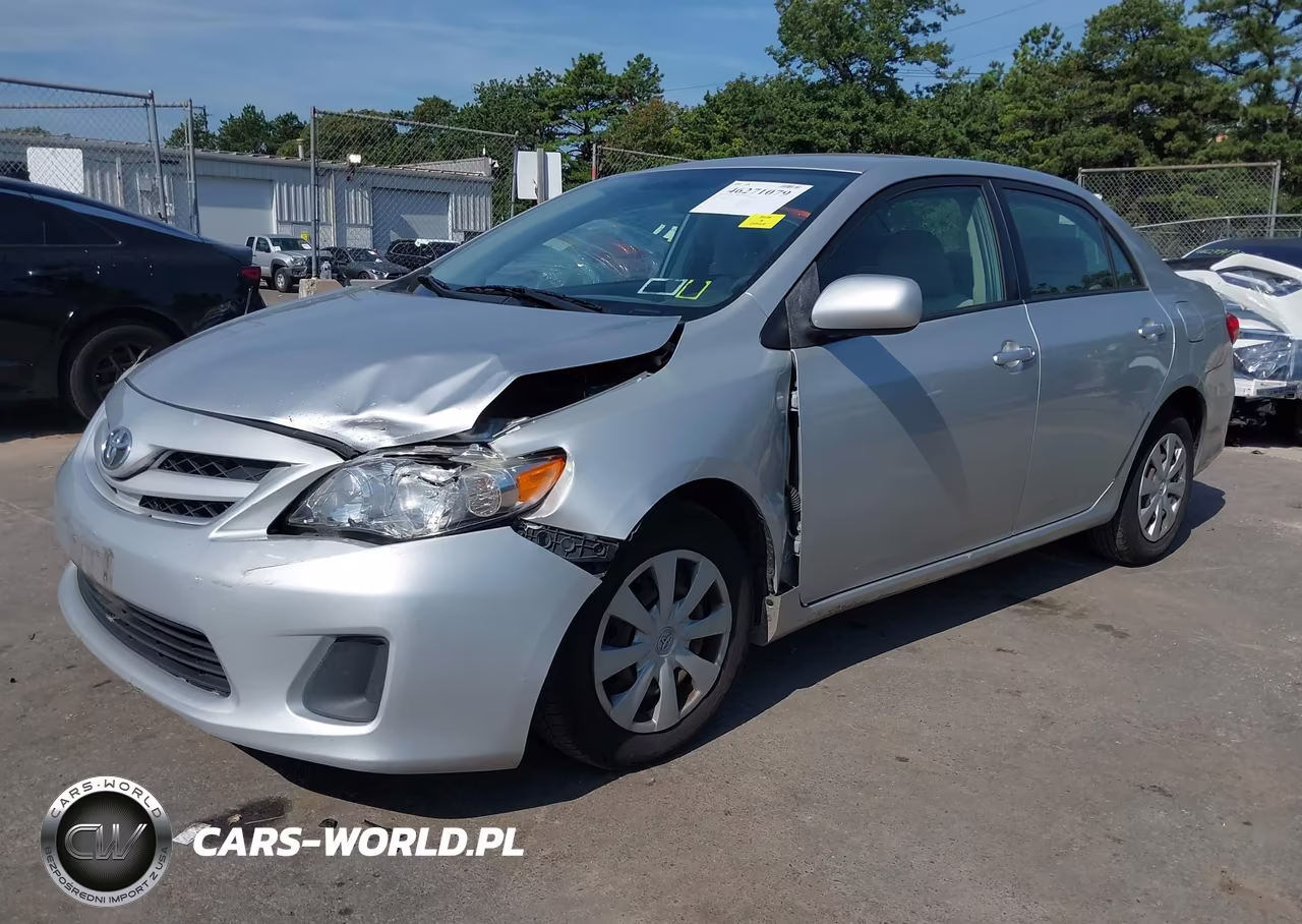 2011 Toyota Corolla Le VIN:JTDBU4EE6BJ093595 - 2