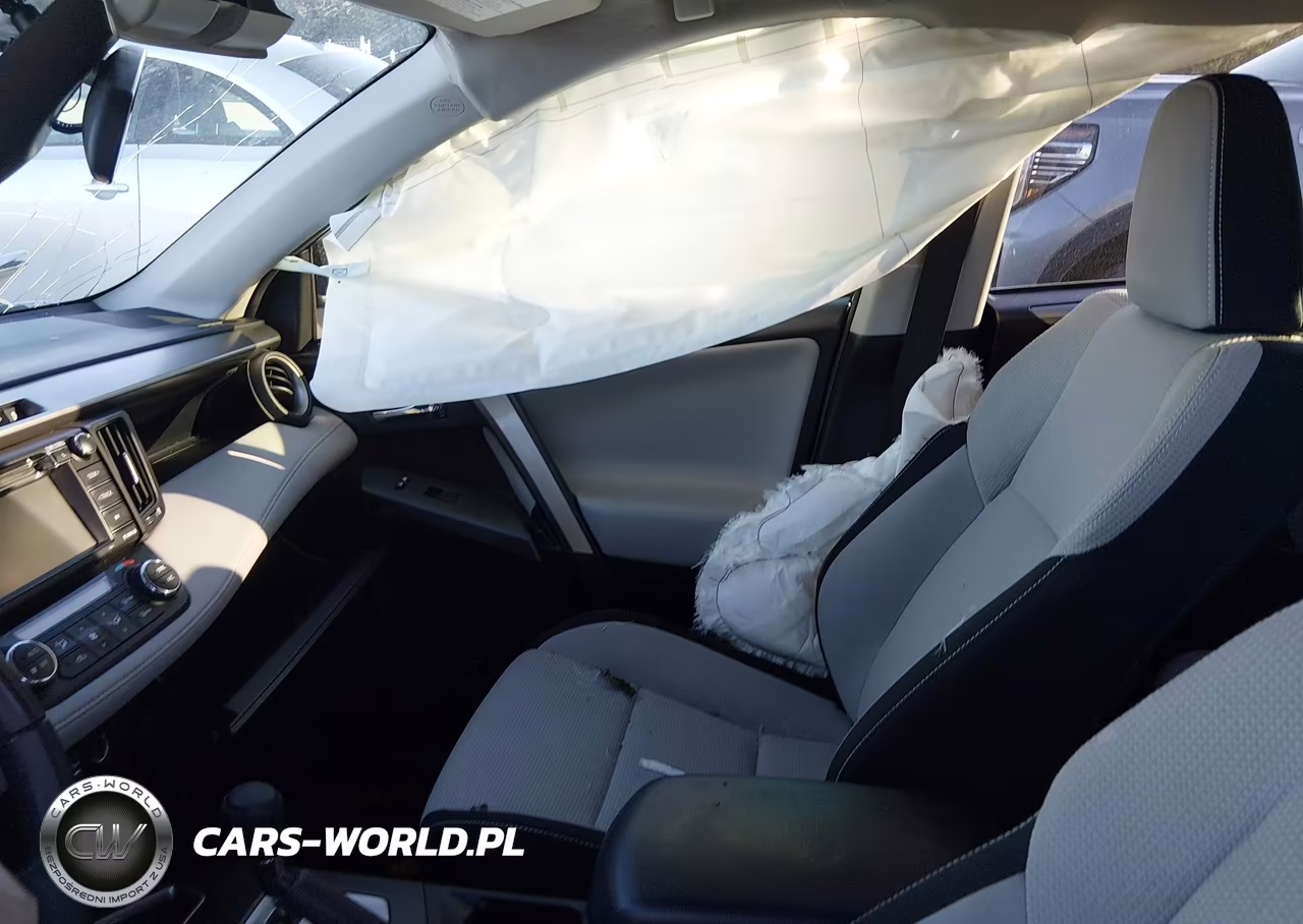 2018 Toyota Rav4 Xle VIN:JTMWFREVXJD120772 - 5
