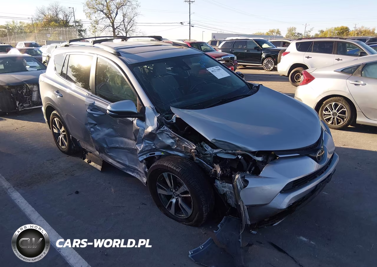 2018 Toyota Rav4 Xle VIN:JTMWFREVXJD120772 - 6