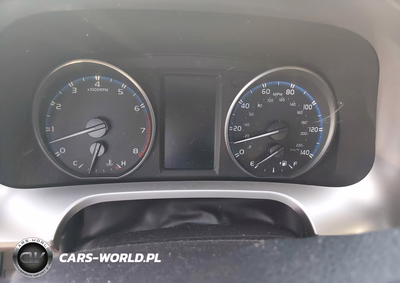 2018 Toyota Rav4 Xle VIN:JTMWFREVXJD120772 - 7