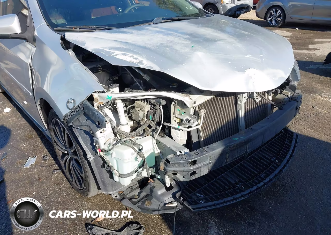 2015 Toyota Corolla S Plus VIN:2T1BURHE6FC293614 - 6