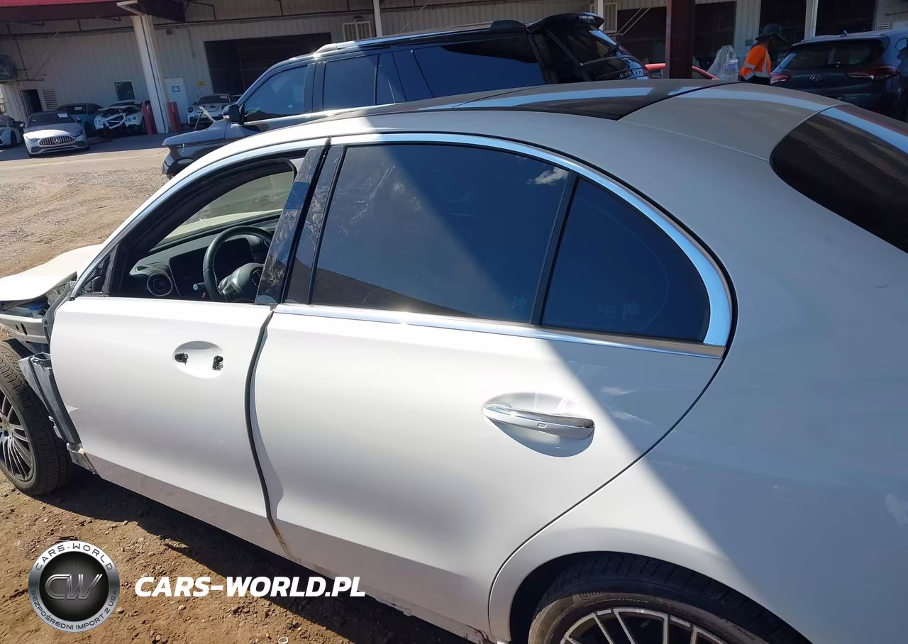 2025 Mercedes-Benz C 300 VIN:W1KAF4GB2SR243234 - 14