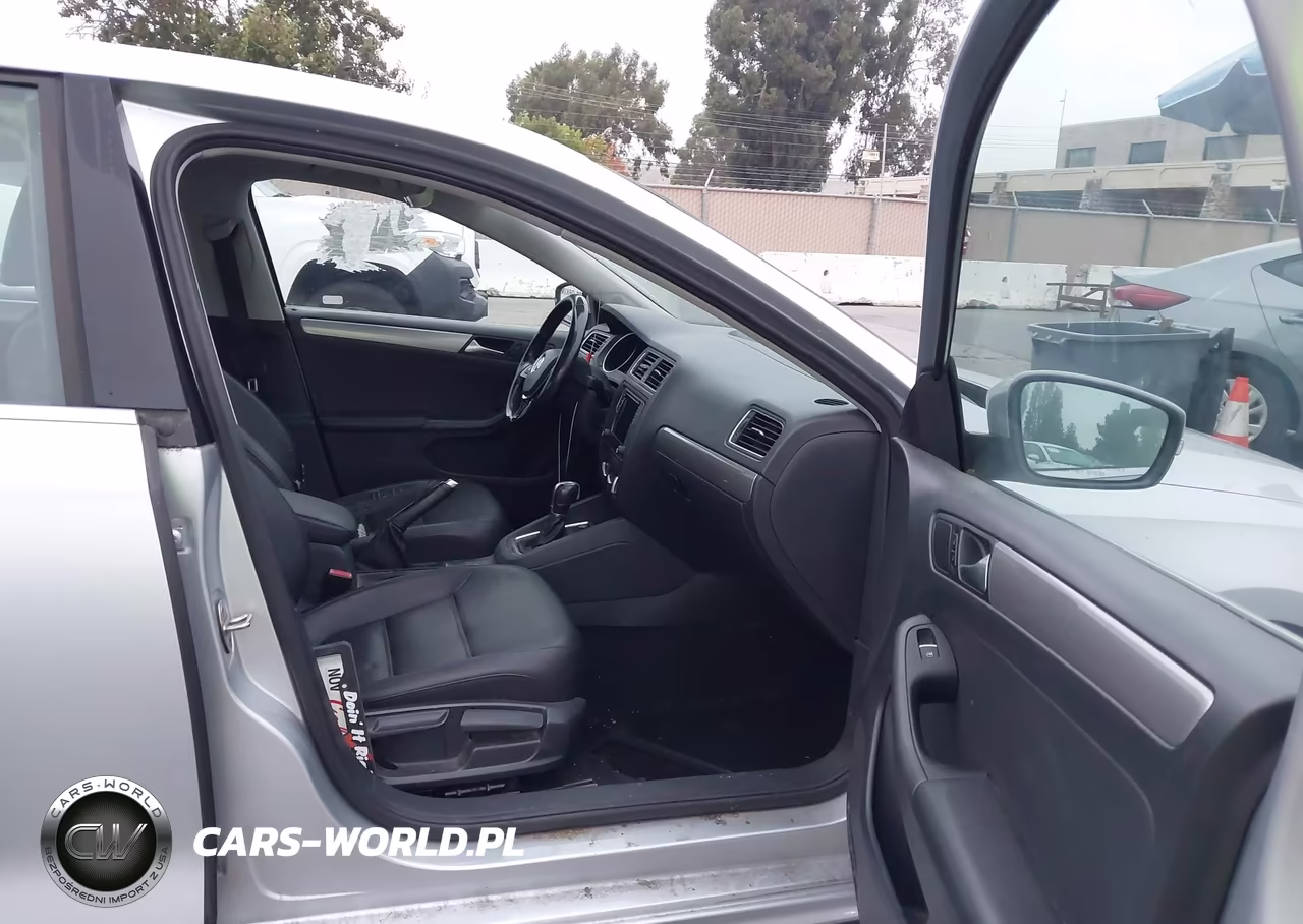 2016 Volkswagen Jetta 1.4T Se VIN:3VWD67AJ0GM209369 - 5