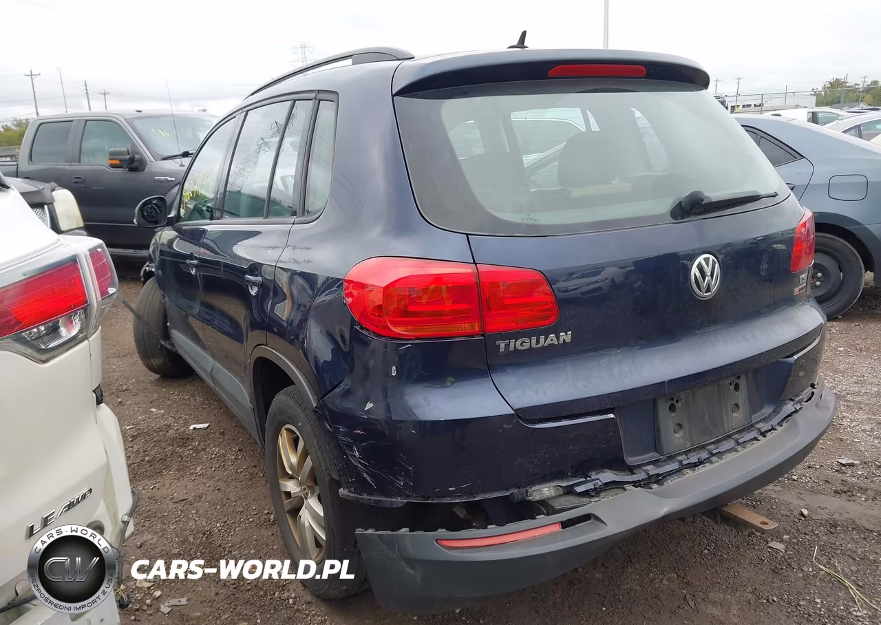 2016 Volkswagen Tiguan S VIN:WVGBV7AXXGW590497 - 3