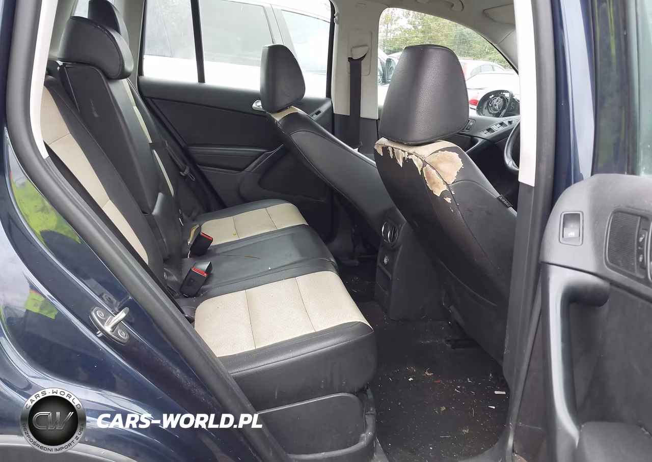 2016 Volkswagen Tiguan S VIN:WVGBV7AXXGW590497 - 8