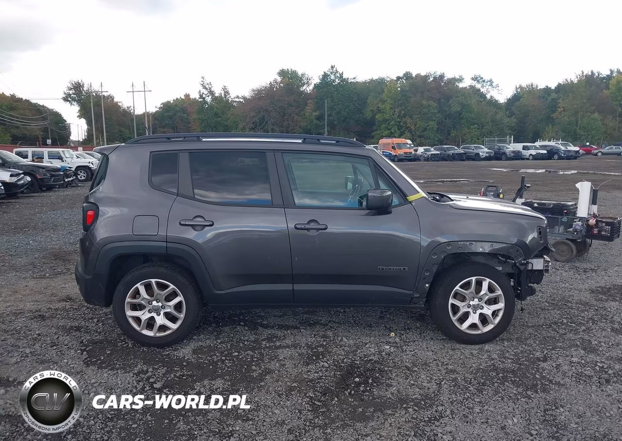 2017 Jeep Renegade Latitude 4X4 VIN:ZACCJBBB5HPF10774 - 14