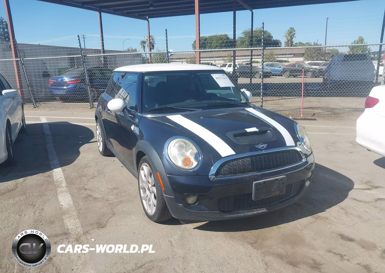 2009 Mini Cooper S VIN:WMWMF73519TV39896 - 1