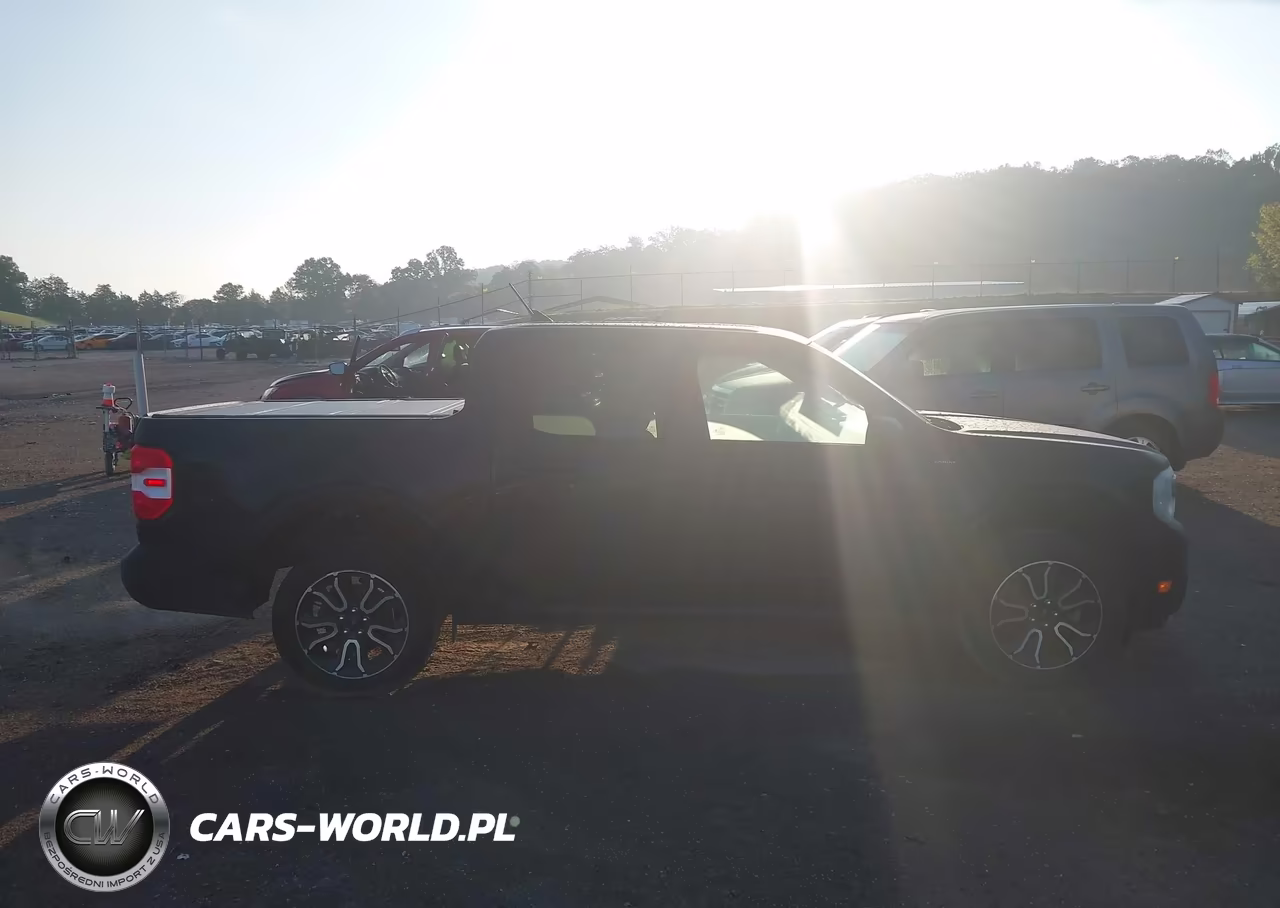 2022 Ford Maverick Lariat VIN:3FTTW8E9XNRA55113 - 13