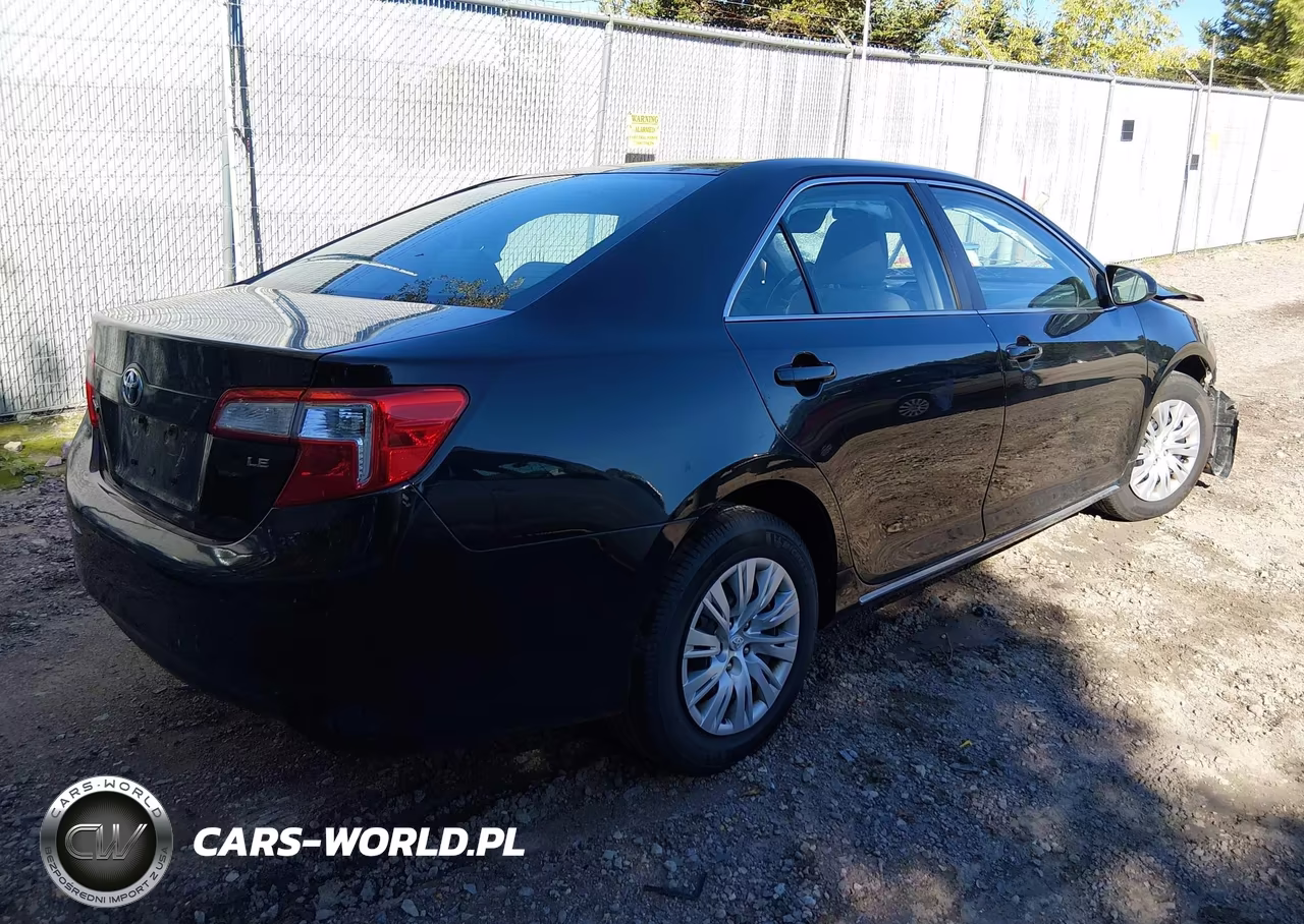 2014 Toyota Camry Le VIN:4T4BF1FK5ER375082 - 4