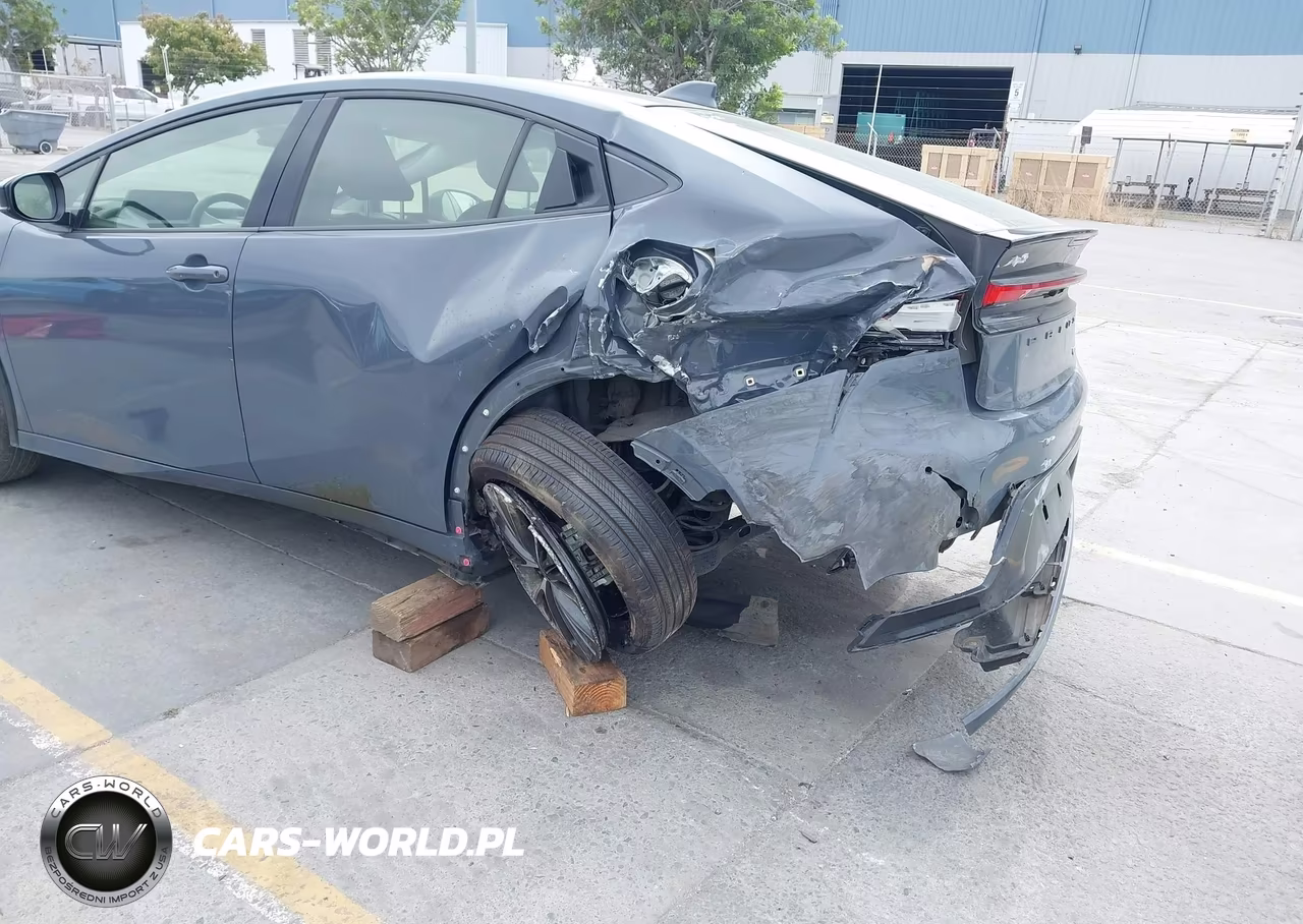 2024 Toyota Prius Xle VIN:JTDACAAU3R3023738 - 6