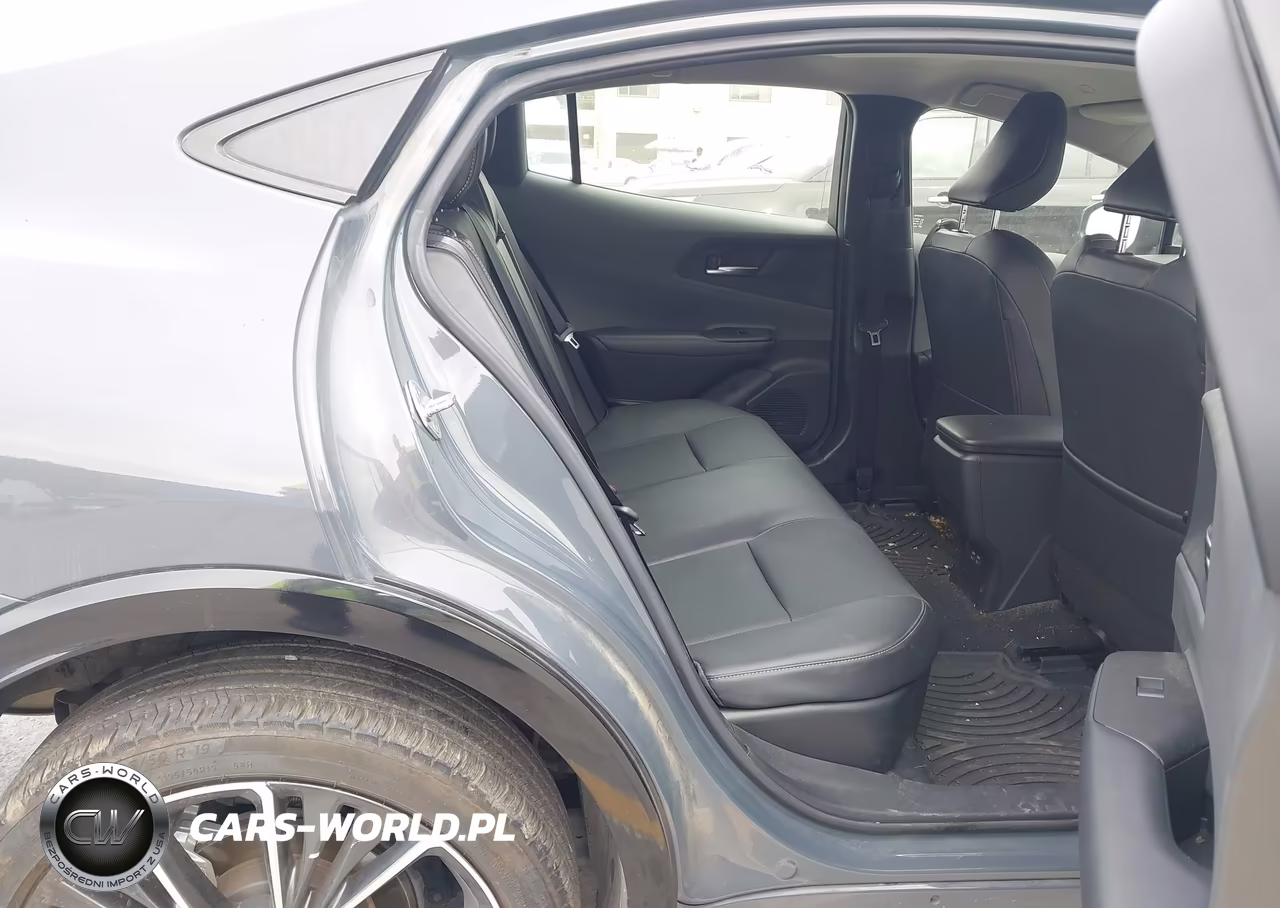 2024 Toyota Prius Xle VIN:JTDACAAU3R3023738 - 8