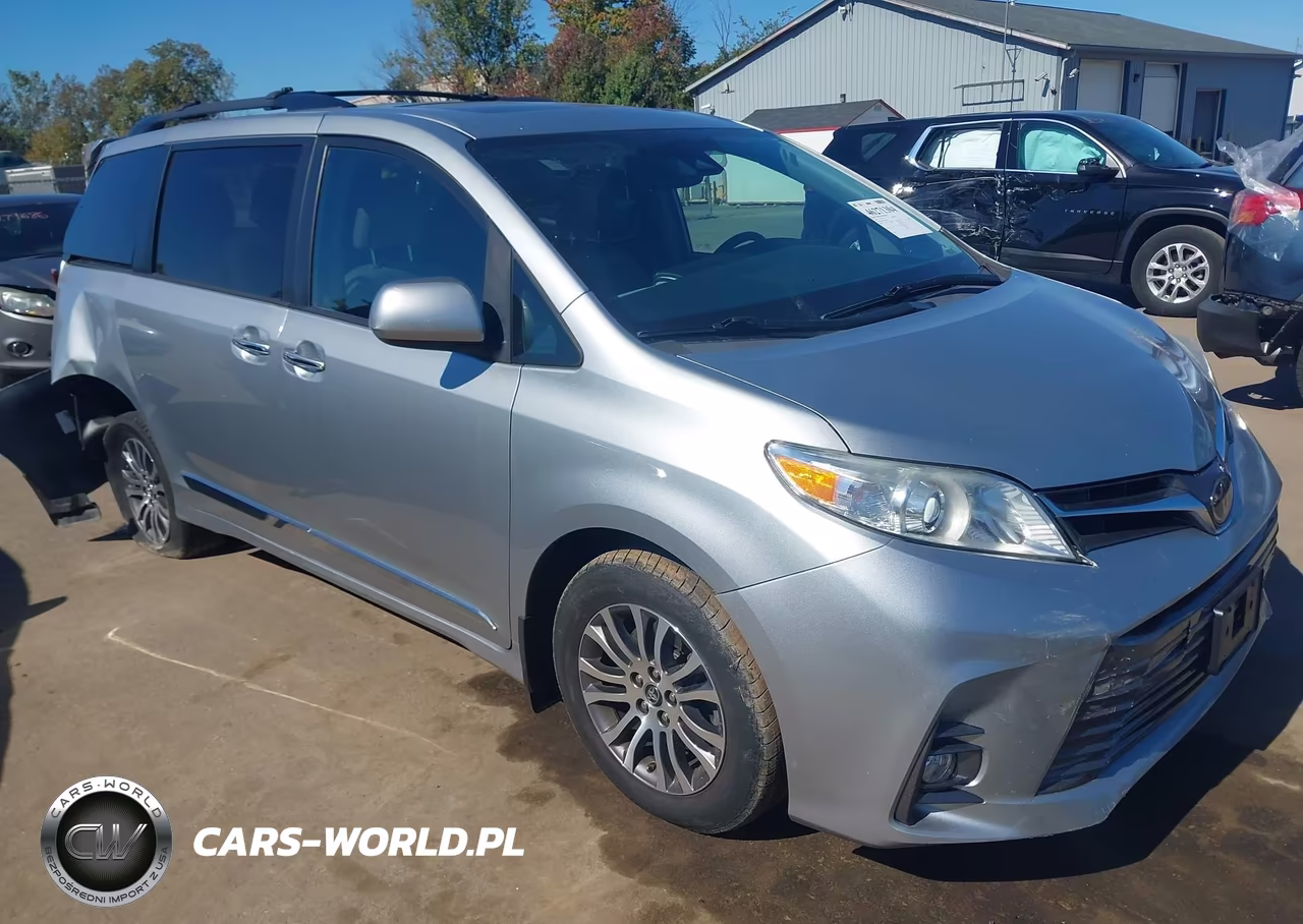 2019 Toyota Sienna Xle Premium 8 Passenger