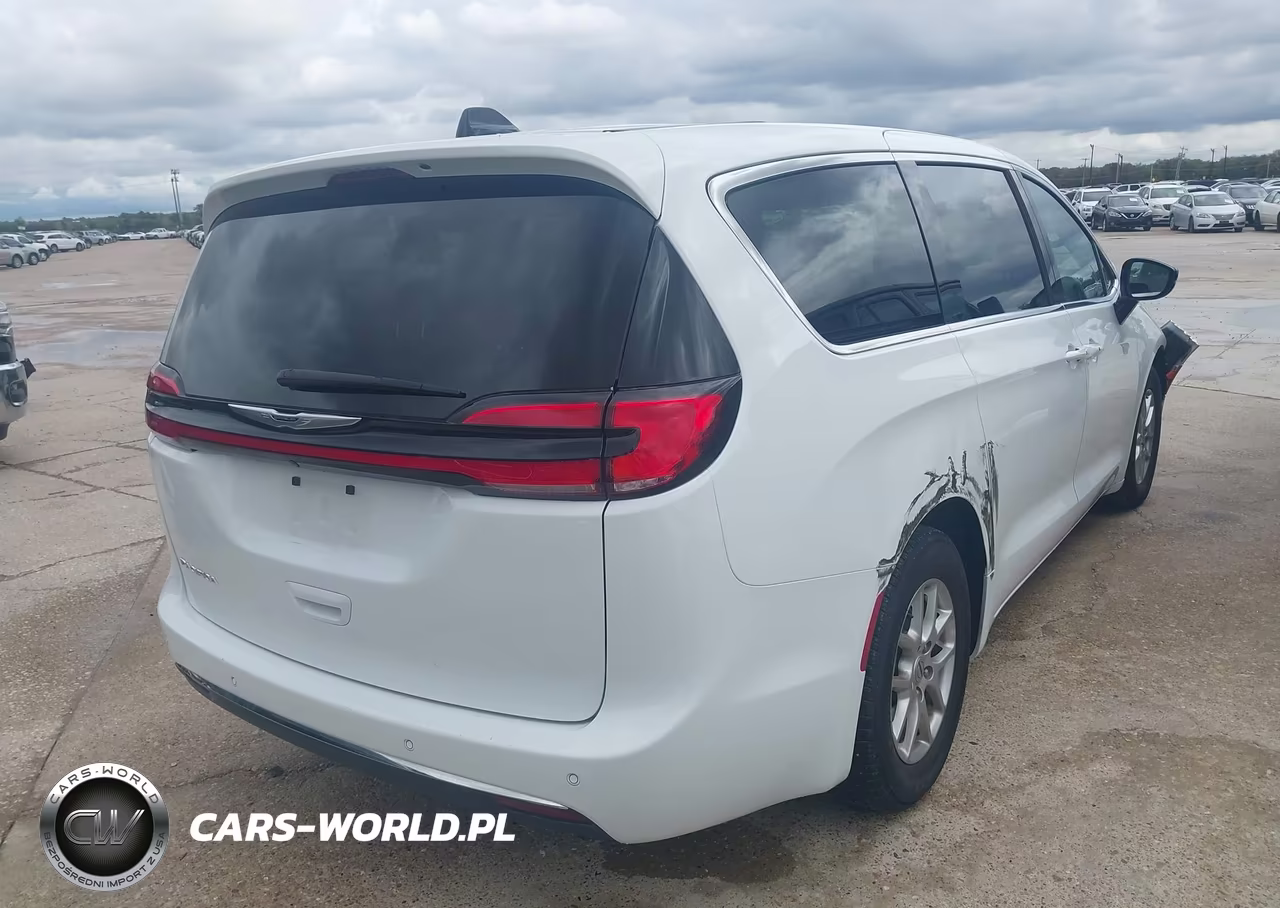 2025 Chrysler Pacifica Select VIN:2C4RC1BG4SR532360 - 4