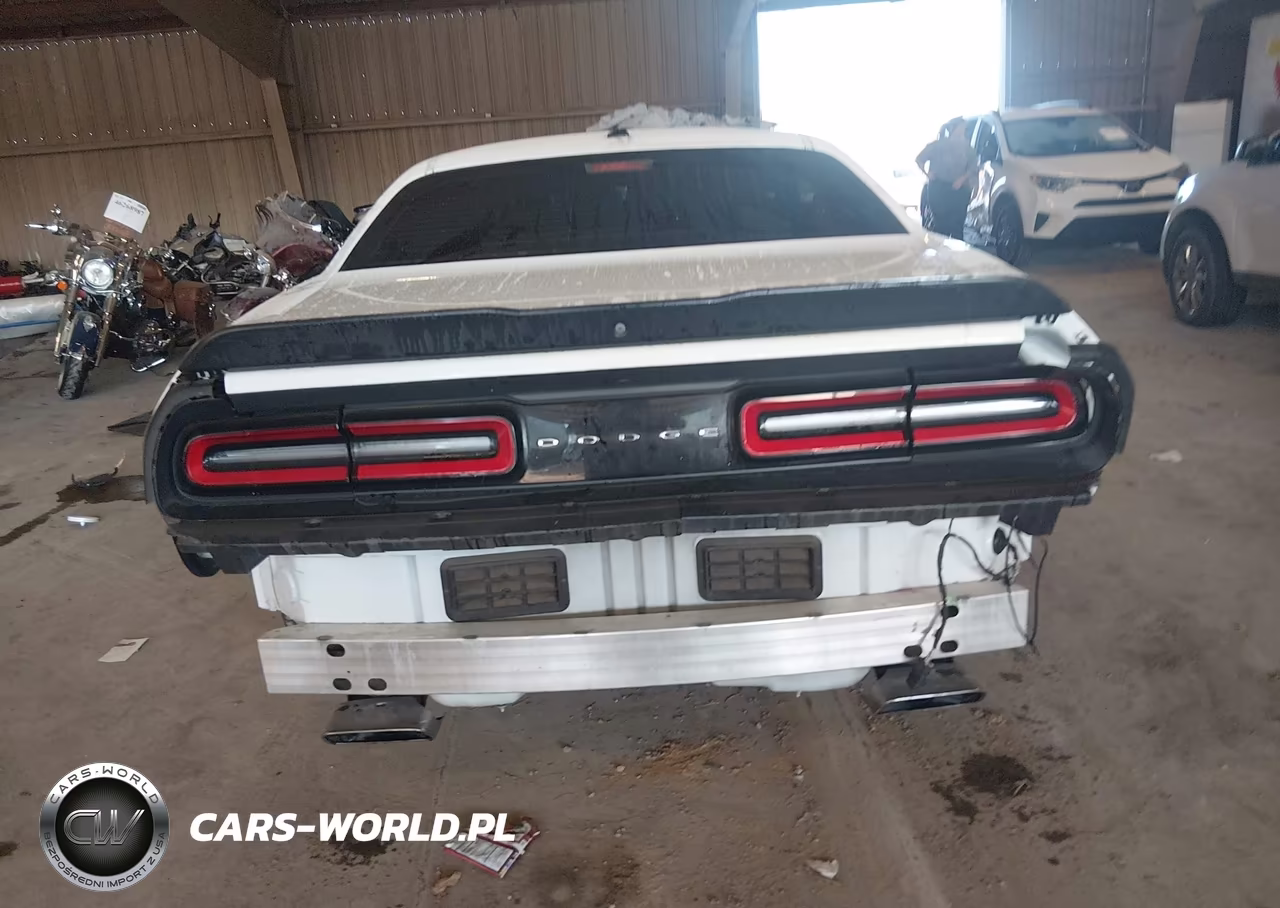 2019 Dodge Challenger R-T VIN:2C3CDZBT1KH651864 - 17