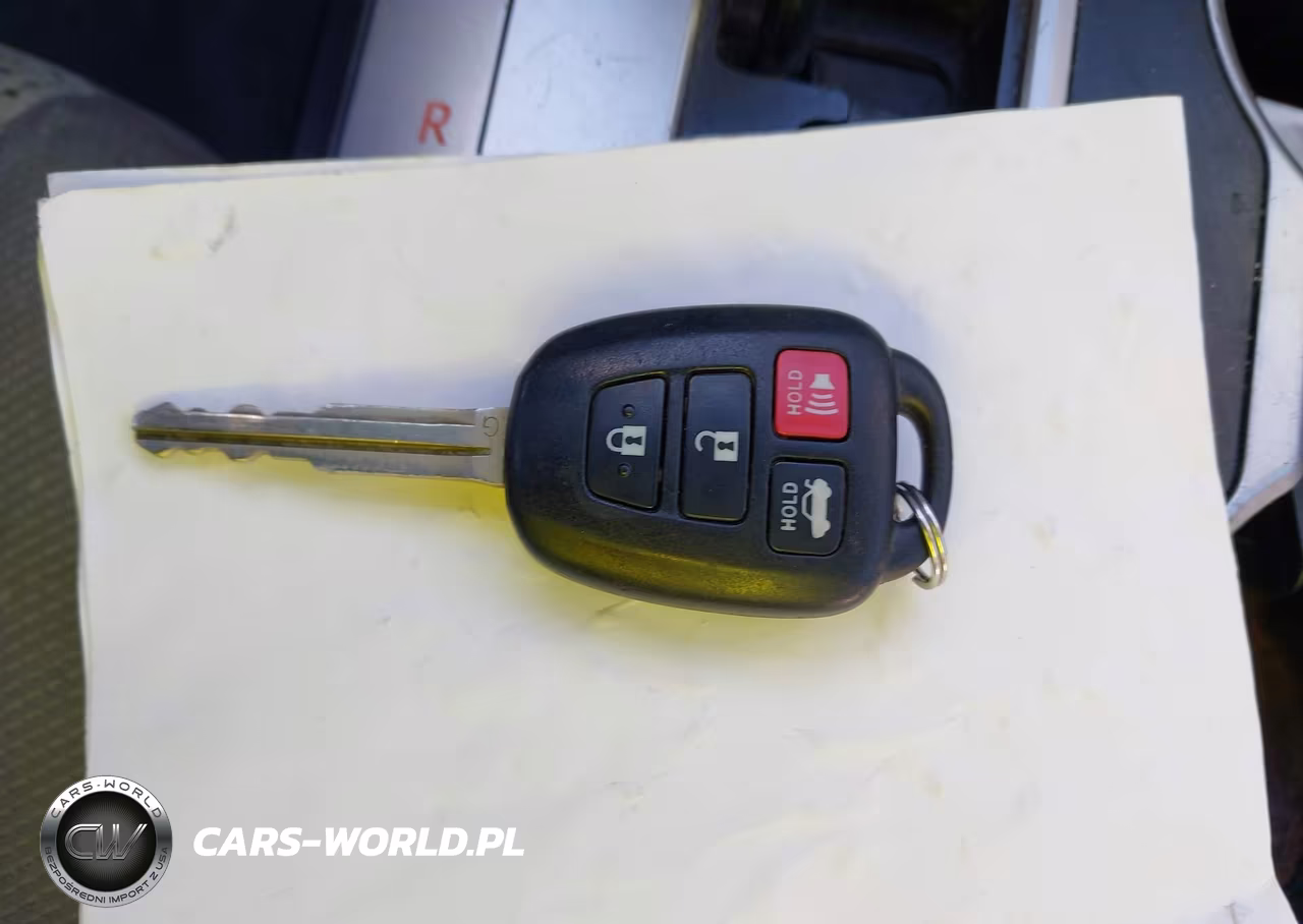 2013 Toyota Camry Le VIN:4T4BF1FKXDR319928 - 11