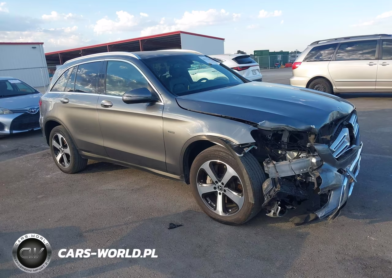 2019 Mercedes-Benz Glc 350E 4Matic