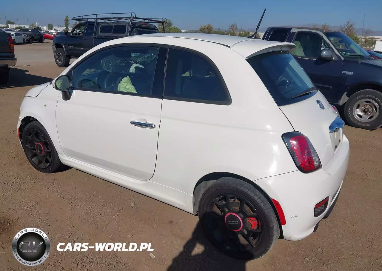 2015 Fiat 500 Sport VIN:3C3CFFBR4FT653134 - 3