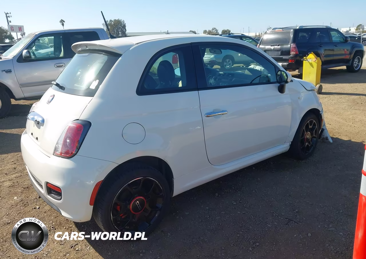 2015 Fiat 500 Sport VIN:3C3CFFBR4FT653134 - 4