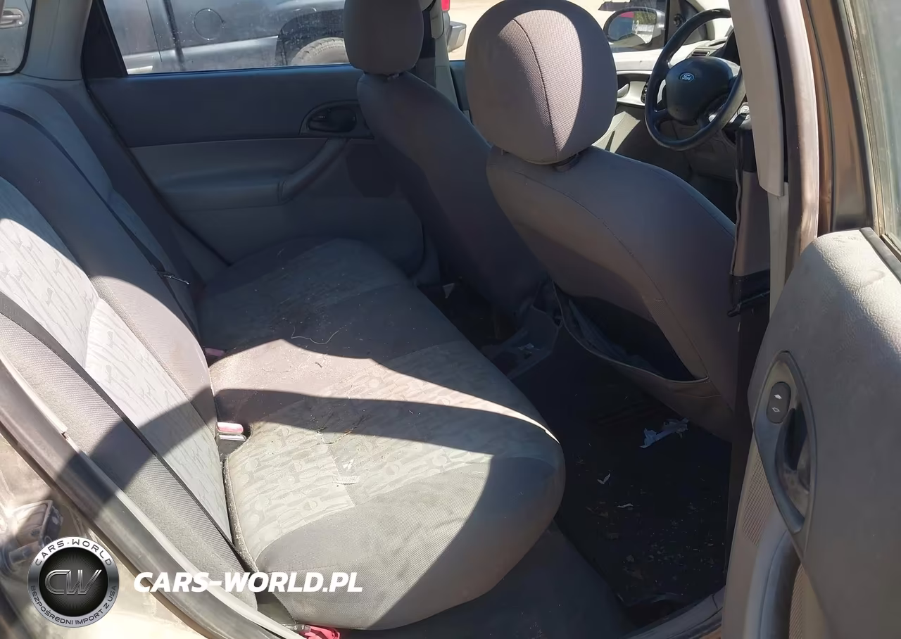 2005 Ford Focus Zx4 VIN:1FAFP34N85W306337 - 8
