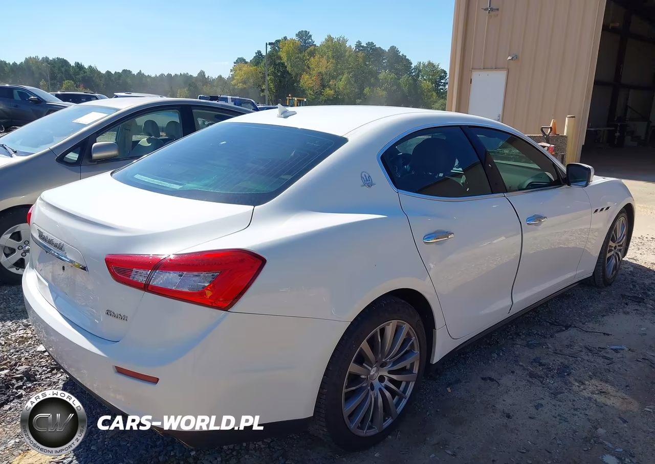 2015 Maserati Ghibli VIN:ZAM57XSA3F1156256 - 4