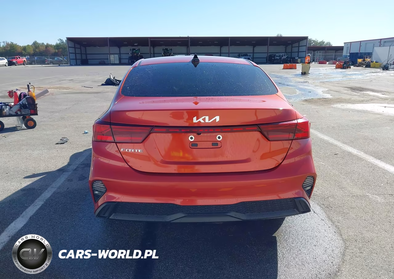 2024 Kia Forte Lxs VIN:3KPF24ADXRE707415 - 16