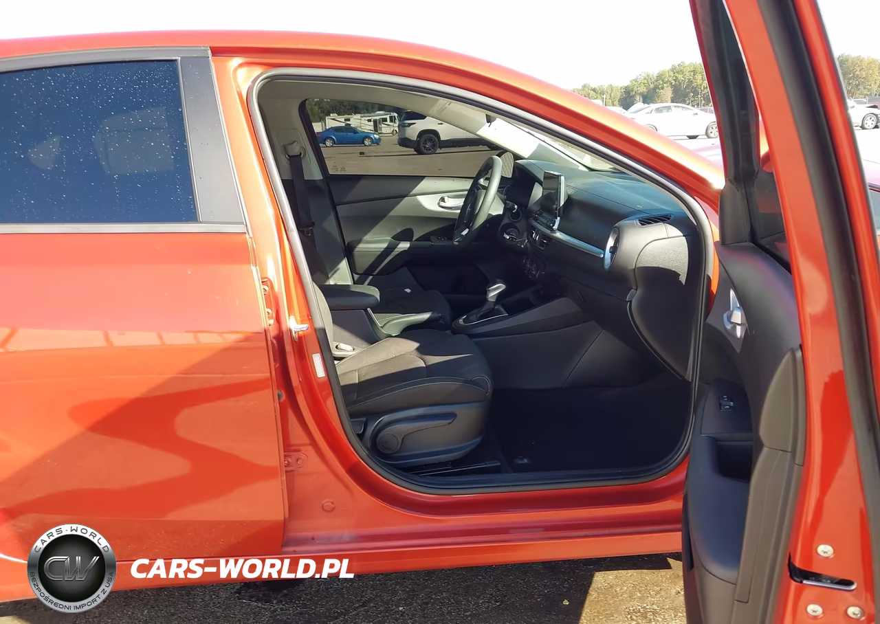 2024 Kia Forte Lxs VIN:3KPF24ADXRE707415 - 5