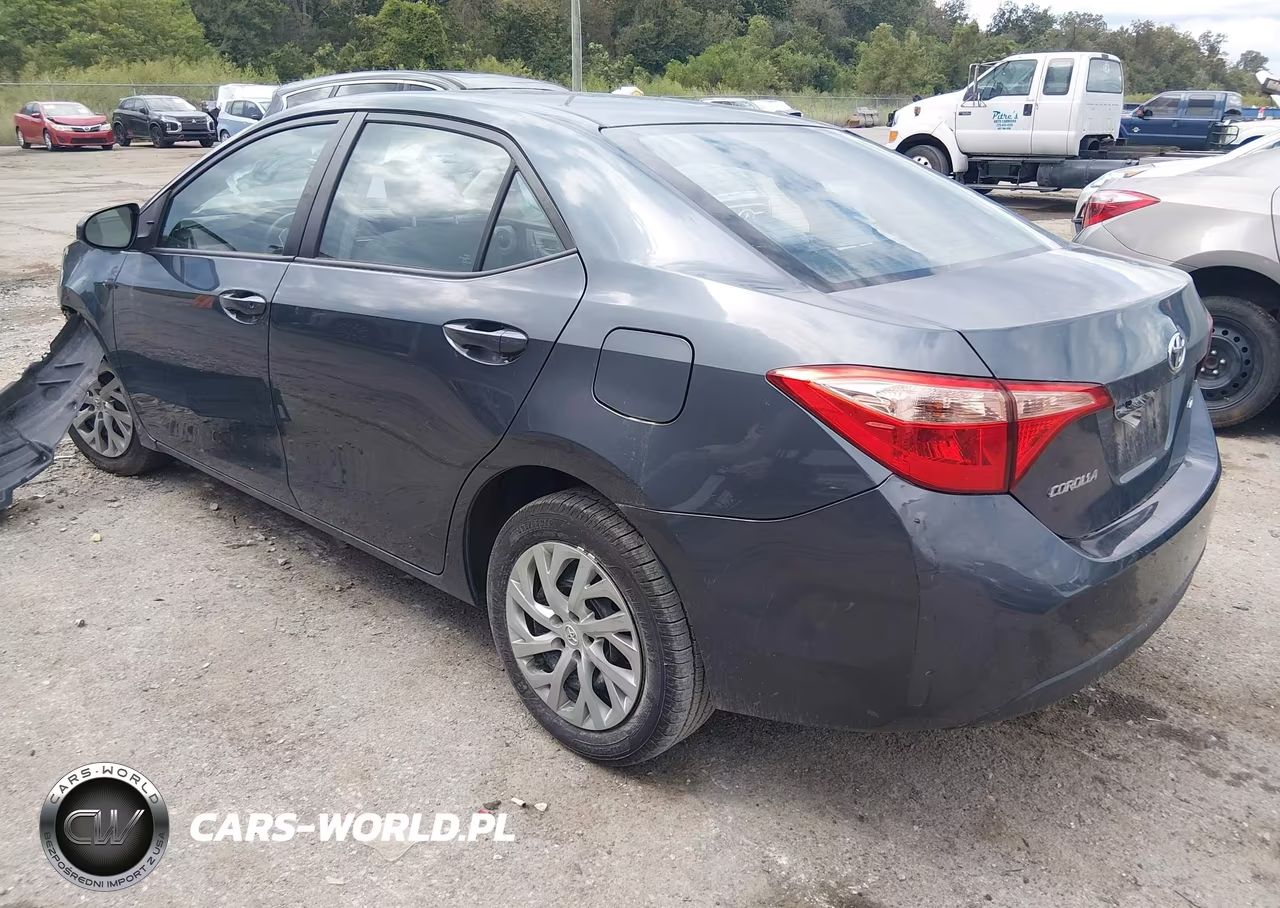 2019 Toyota Corolla Le VIN:2T1BURHE6KC206045 - 3