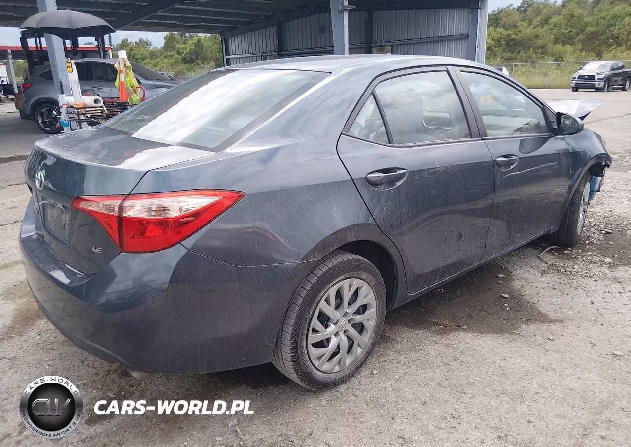 2019 Toyota Corolla Le VIN:2T1BURHE6KC206045 - 4