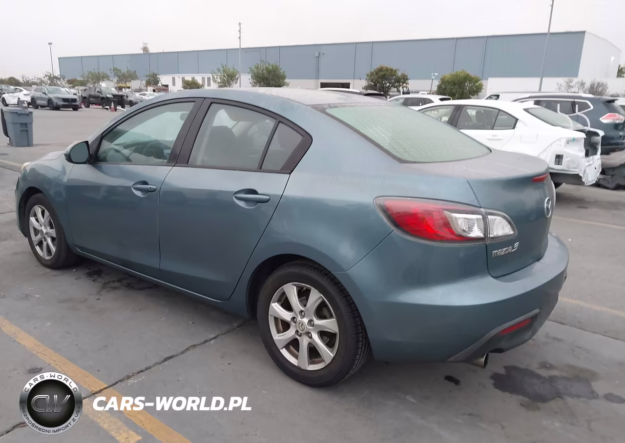 2011 Mazda Mazda3 I Touring VIN:JM1BL1VG8B1448978 - 3