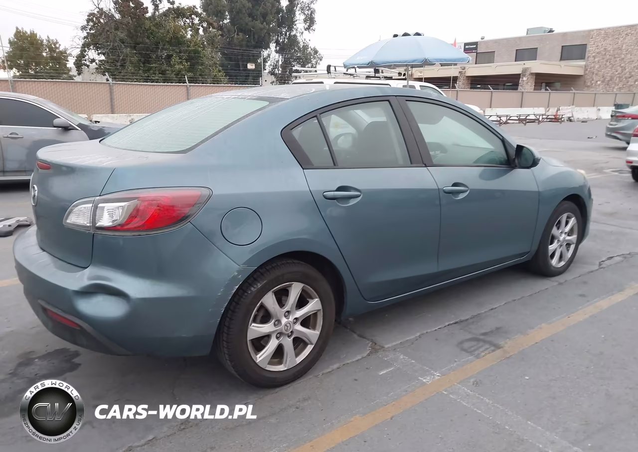 2011 Mazda Mazda3 I Touring VIN:JM1BL1VG8B1448978 - 4