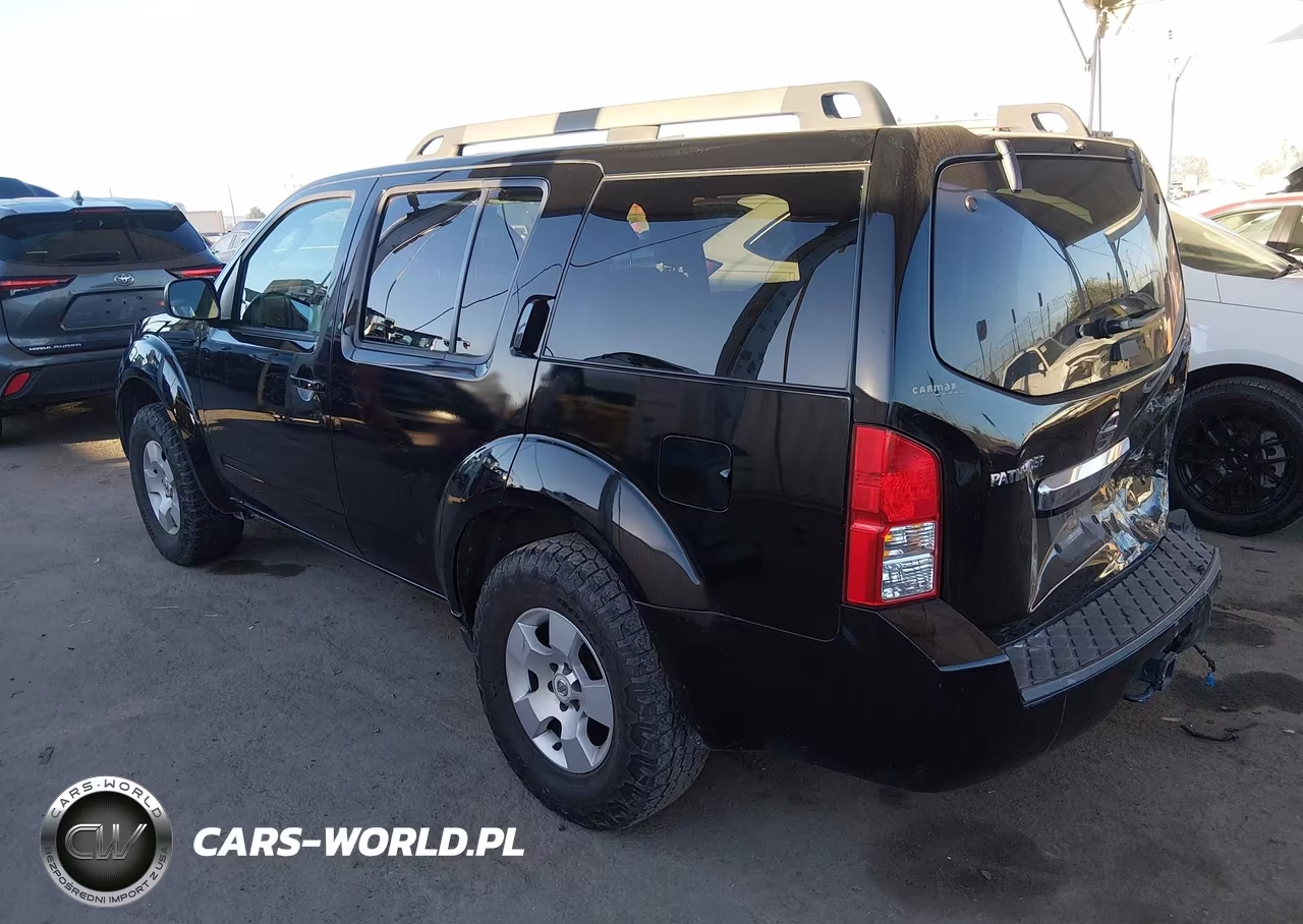 2011 Nissan Pathfinder S VIN:5N1AR1NN6BC620742 - 3