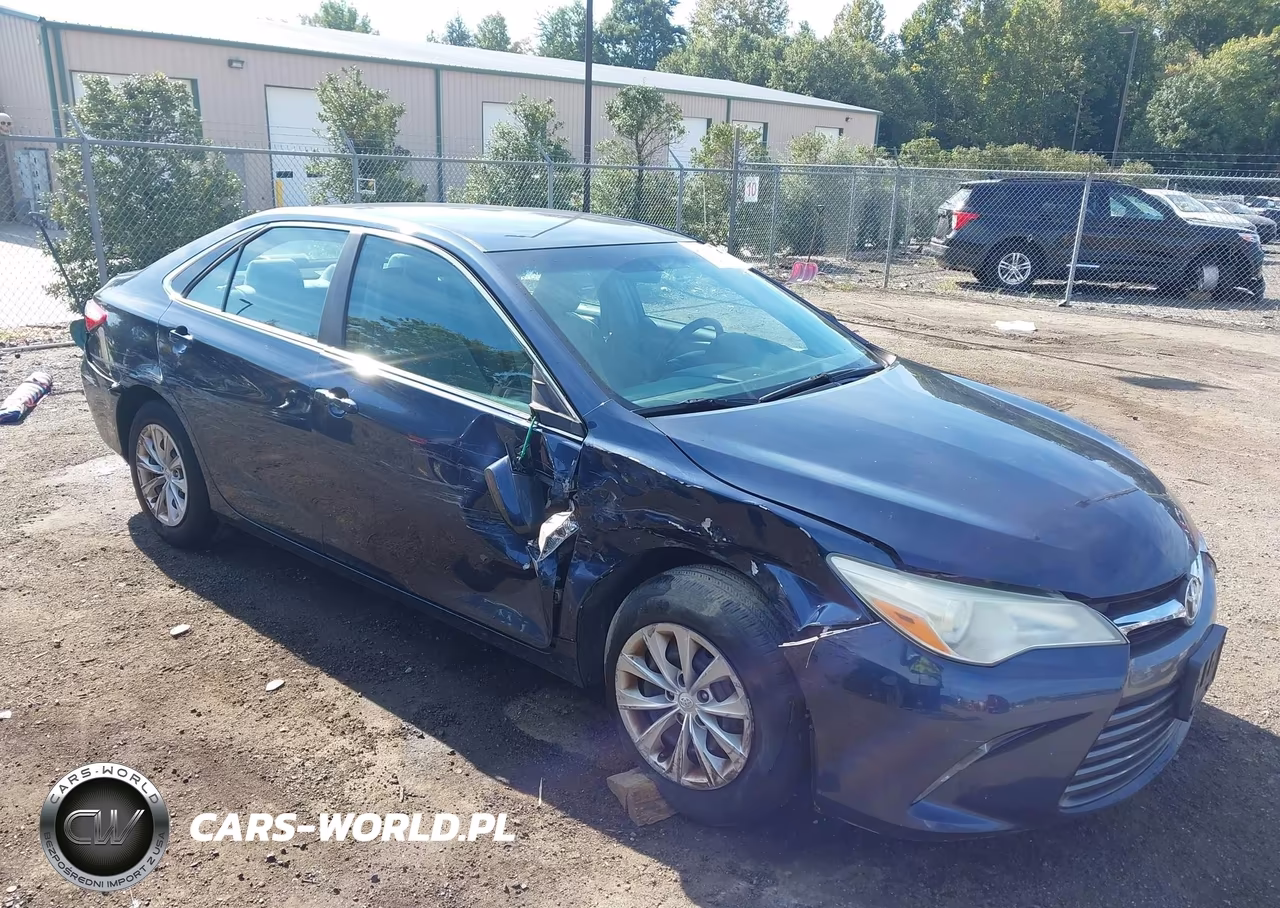 2016 Toyota Camry Le