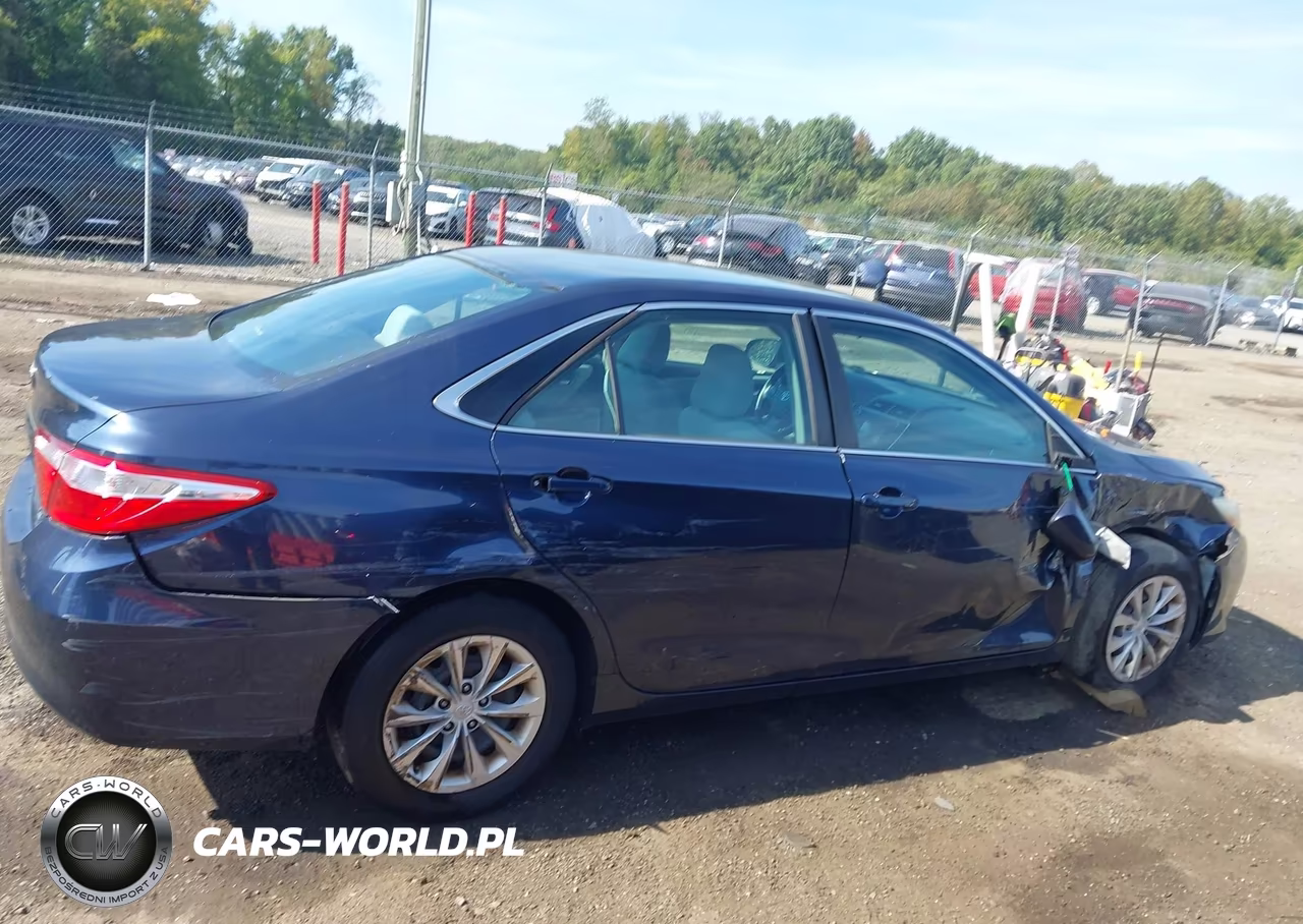 2016 Toyota Camry Le VIN:4T4BF1FK3GR532756 - 13
