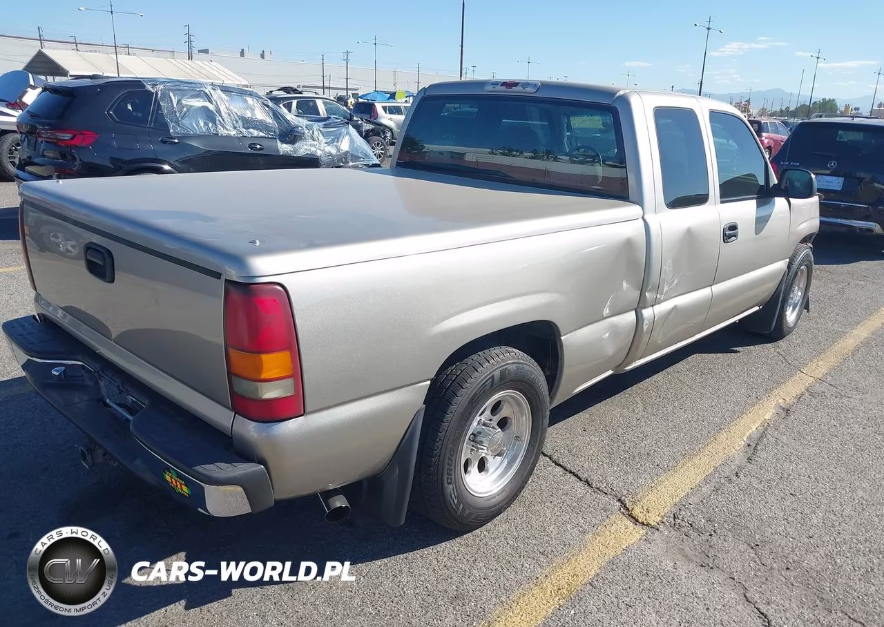2000 Chevrolet Silverado 1500 Ls VIN:2GCEC19T0Y1269390 - 4
