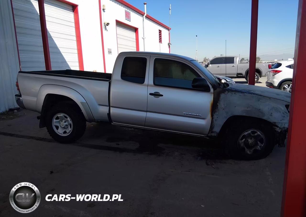 2012 Toyota Tacoma Prerunner VIN:5TFTX4GN0CX012503 - 13