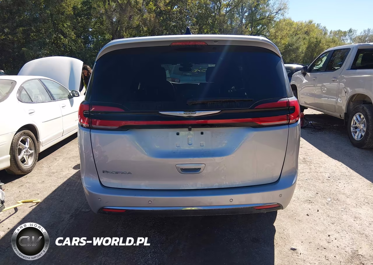 2026 Chrysler Pacifica Select VIN:2C4RC1BG6TR268348 - 16