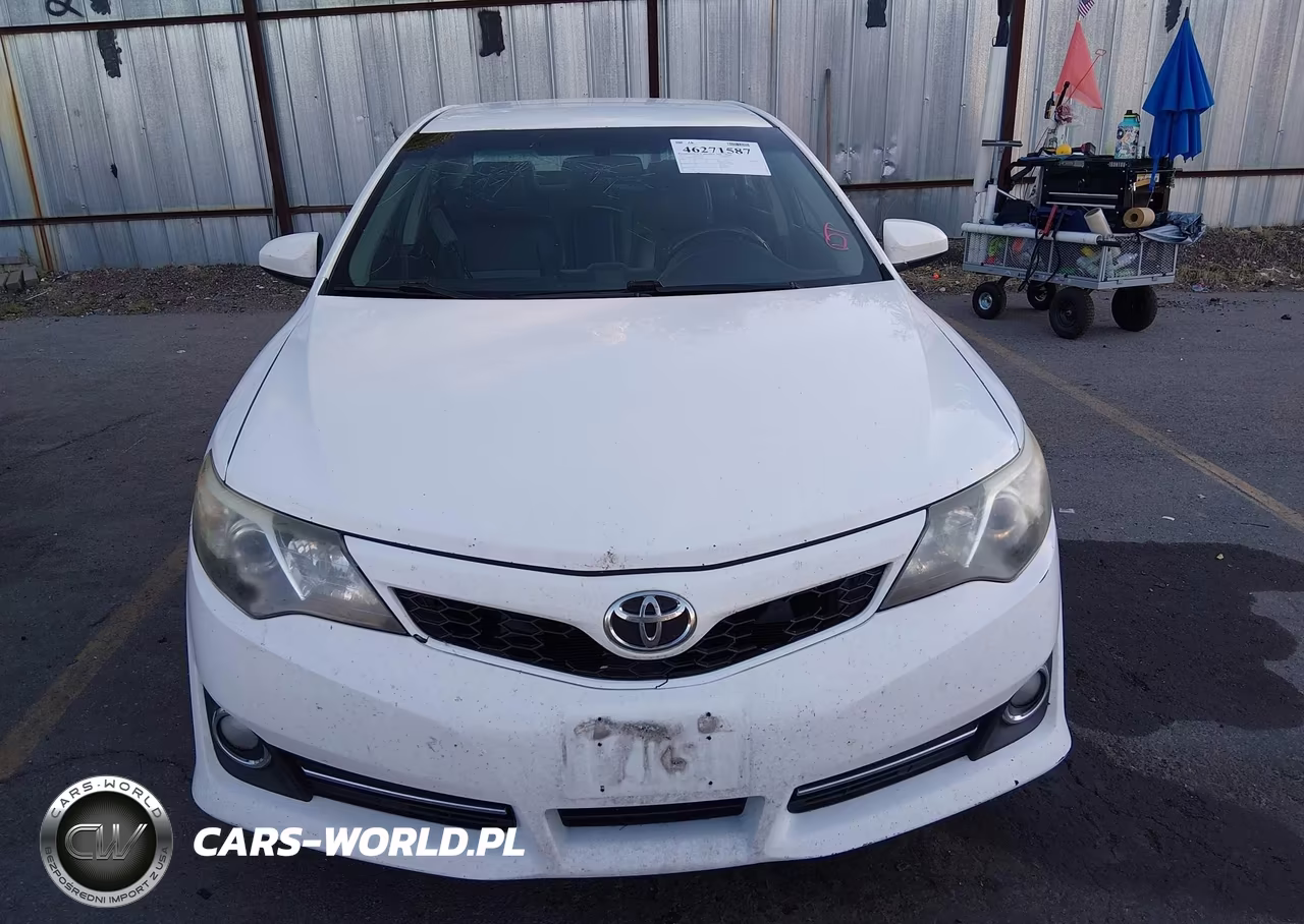 2014 Toyota Camry Se VIN:4T1BF1FK8EU386815 - 12