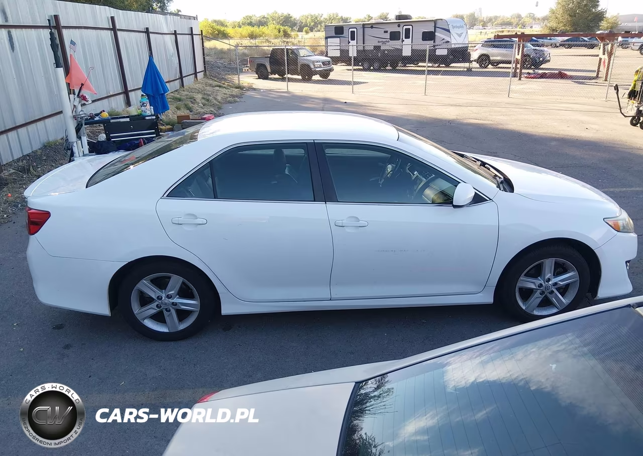 2014 Toyota Camry Se VIN:4T1BF1FK8EU386815 - 13