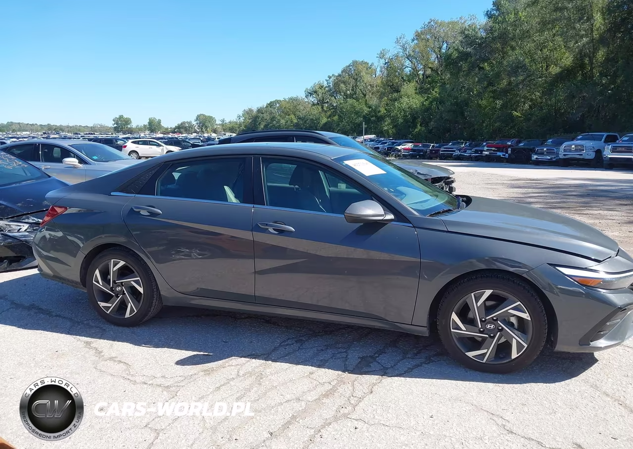 2025 Hyundai Elantra Sel Convenience VIN:KMHLS4DG4SU905189 - 13