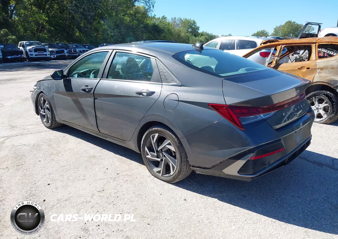 2025 Hyundai Elantra Sel Convenience VIN:KMHLS4DG4SU905189 - 3