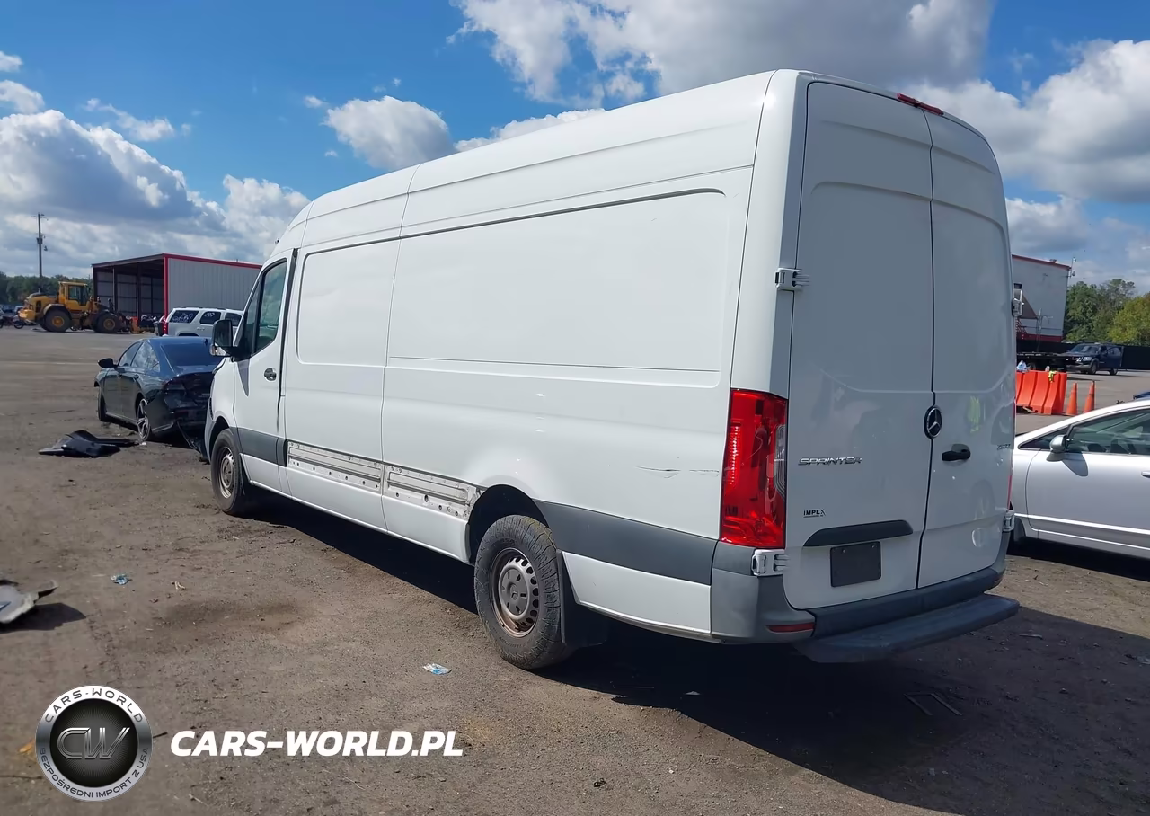 2022 Mercedes-Benz Sprinter 2500 High Roof I4 VIN:W1Y40CHY5NT102893 - 3