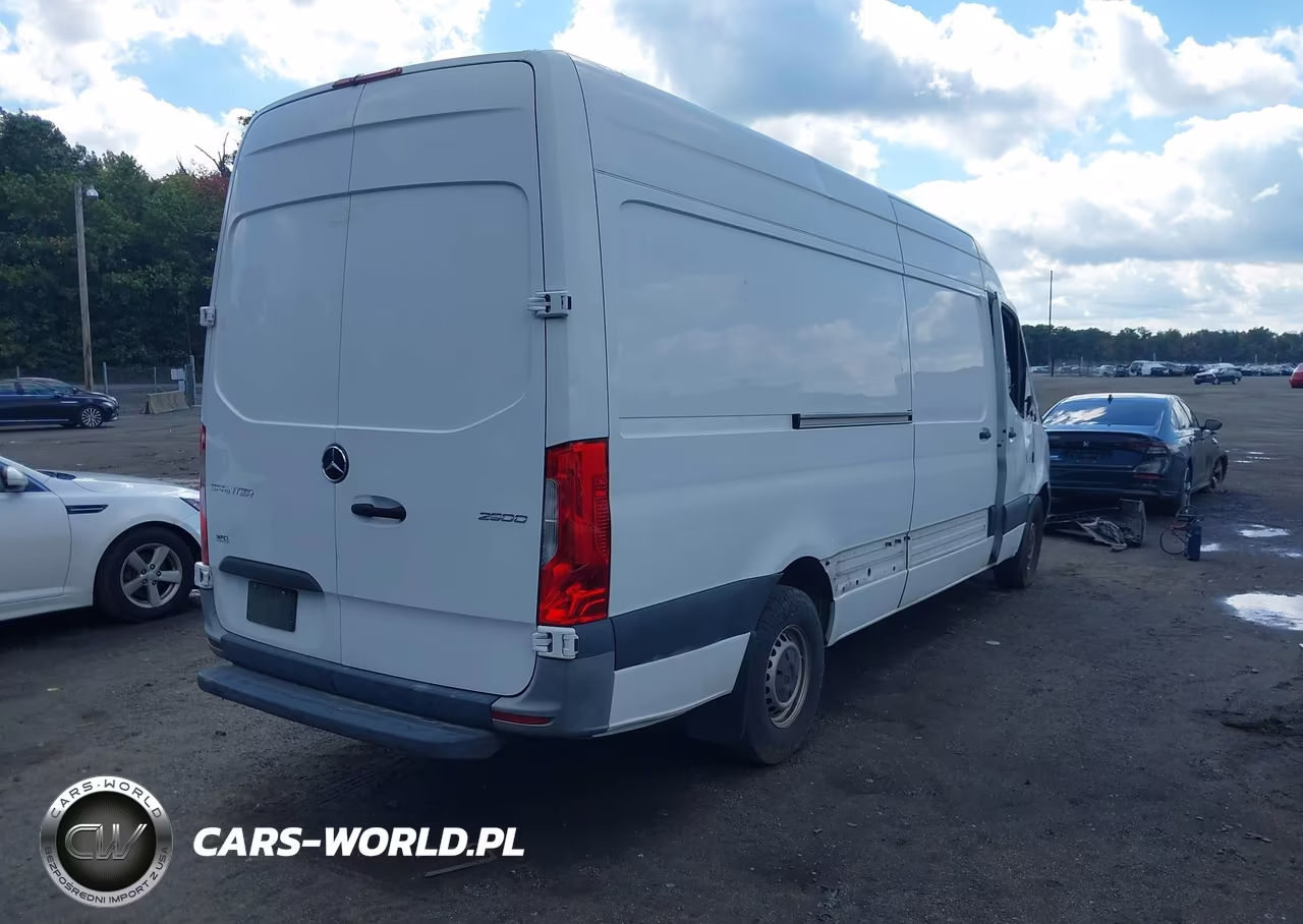 2022 Mercedes-Benz Sprinter 2500 High Roof I4 VIN:W1Y40CHY5NT102893 - 4