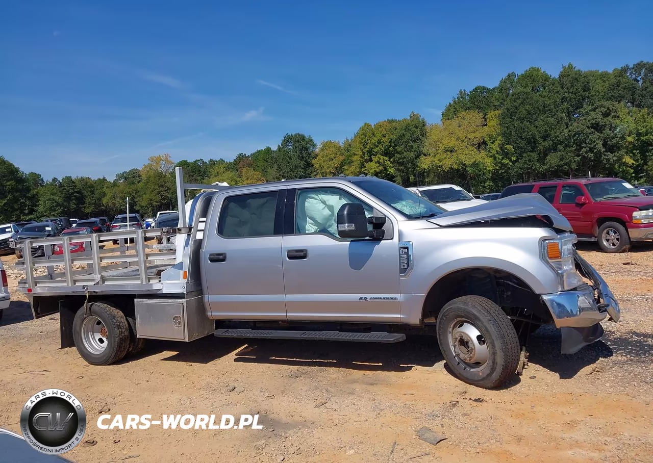 2021 Ford F-350 Chassis Xlt VIN:1FD8W3HT4MEC35619 - 13