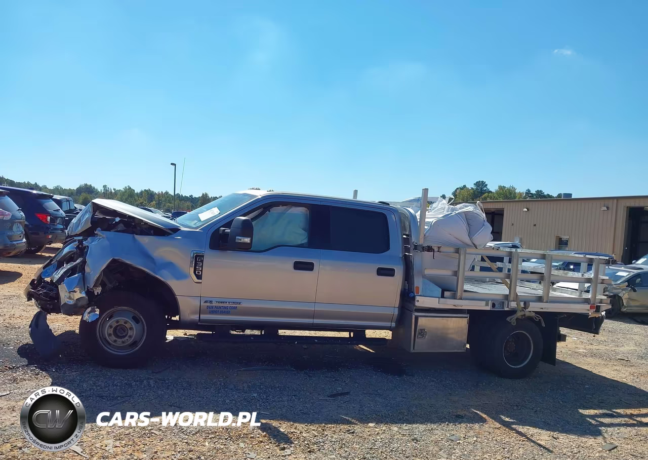2021 Ford F-350 Chassis Xlt VIN:1FD8W3HT4MEC35619 - 14