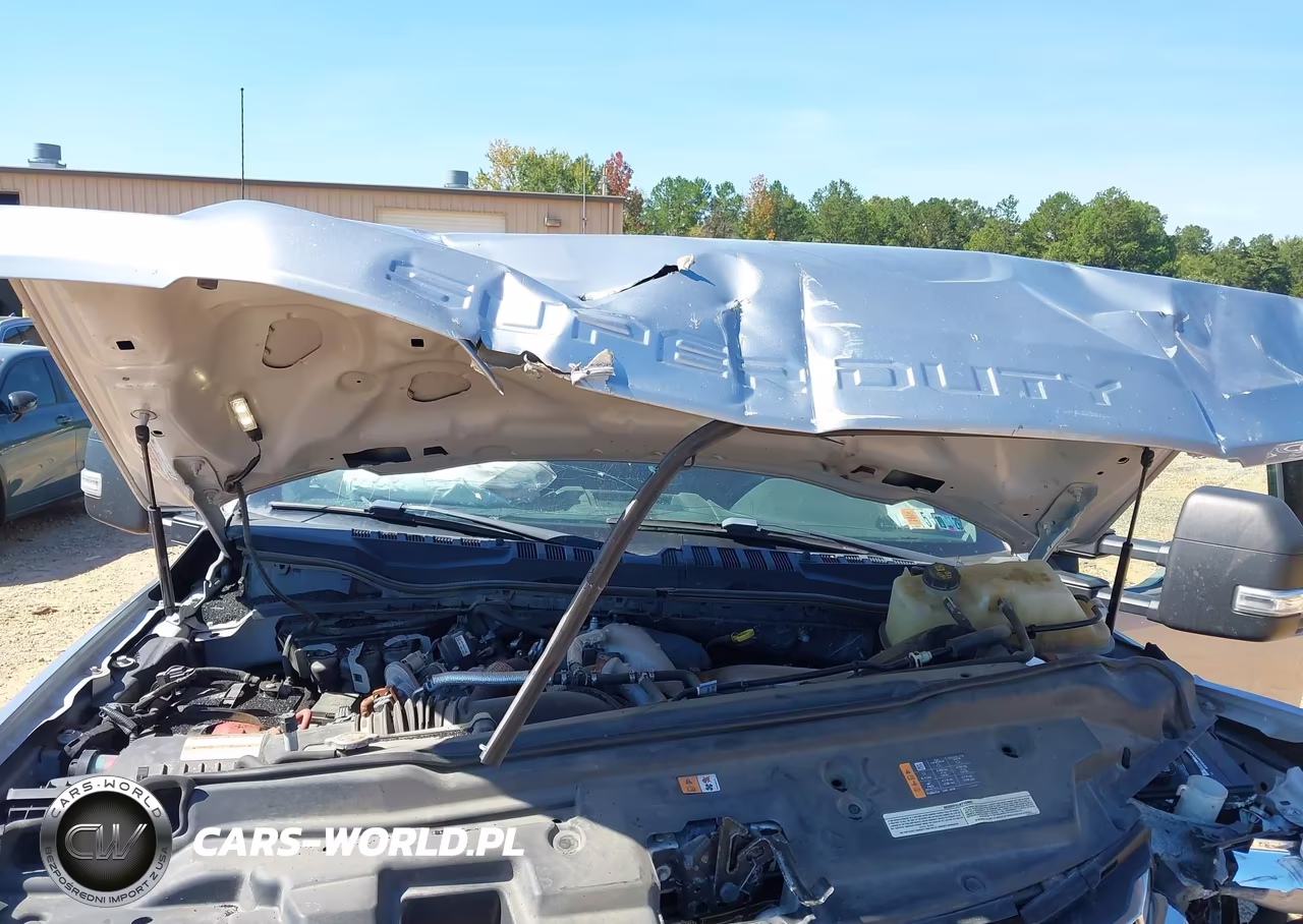 2021 Ford F-350 Chassis Xlt VIN:1FD8W3HT4MEC35619 - 9