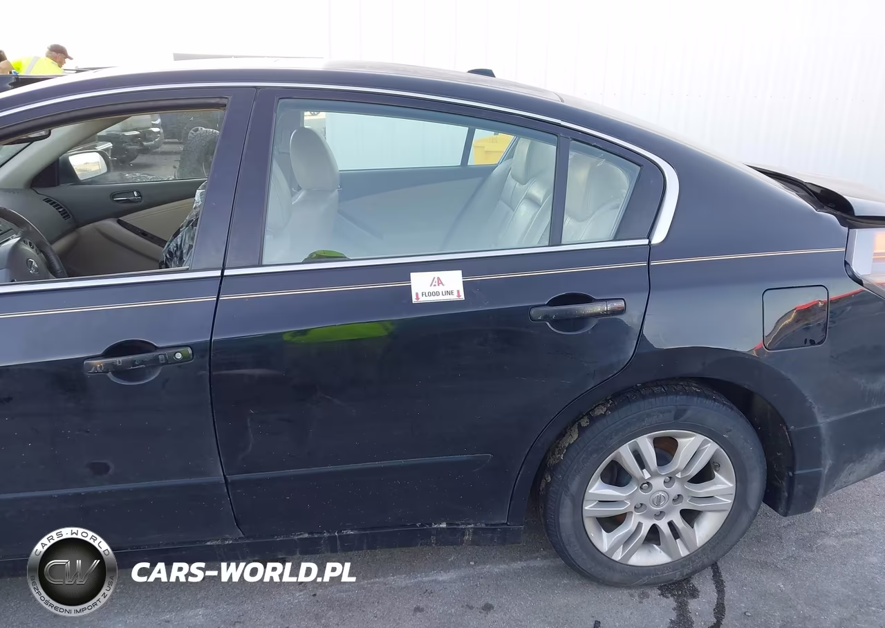 2011 Nissan Altima 2.5 S VIN:1N4AL2AP2BN439201 - 12